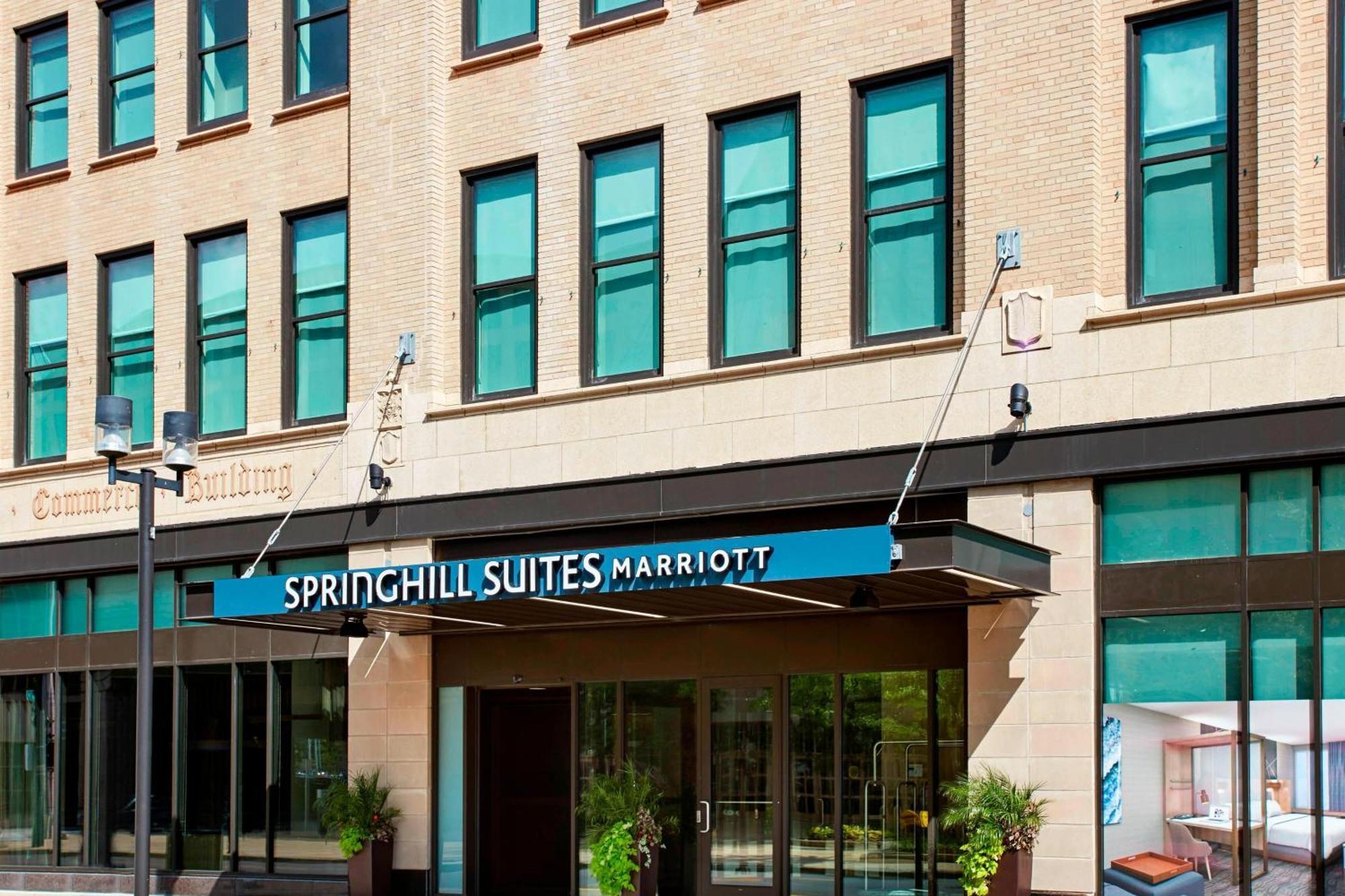 Springhill Suites By Marriott Milwaukee Downtown מראה חיצוני תמונה